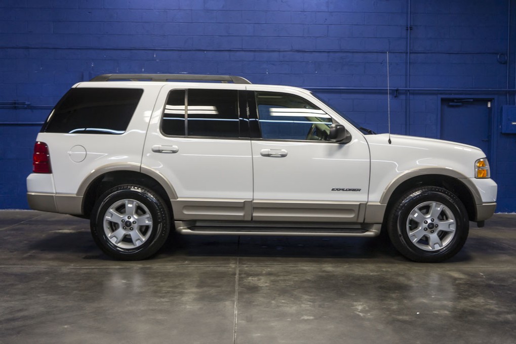 Used 05 Ford Explorer Eddie Bauer 4x4 Suv For Sale Northwest Motorsport