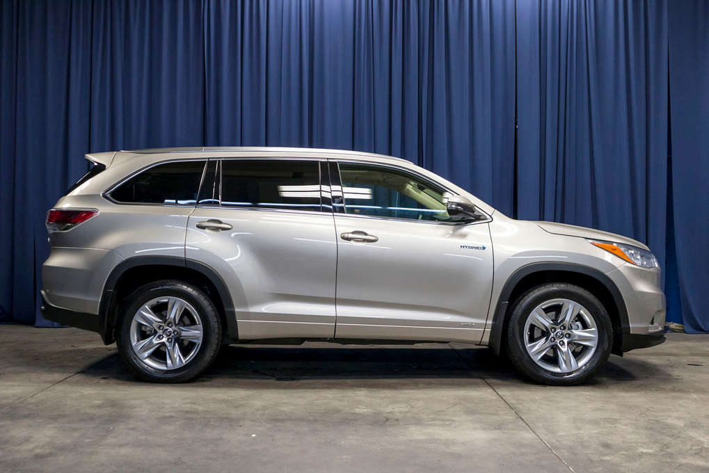 Used 2016 Toyota Highlander Hybrid Limited 4x4 Hybrid Electric SUV For ...