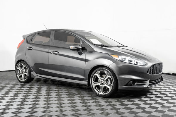 Used 17 Ford Fiesta St Fwd Hatchback For Sale Northwest Motorsport