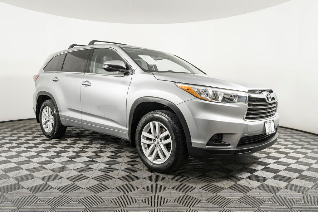 Used 2015 Toyota Highlander LE AWD SUV For Sale - Northwest Motorsport